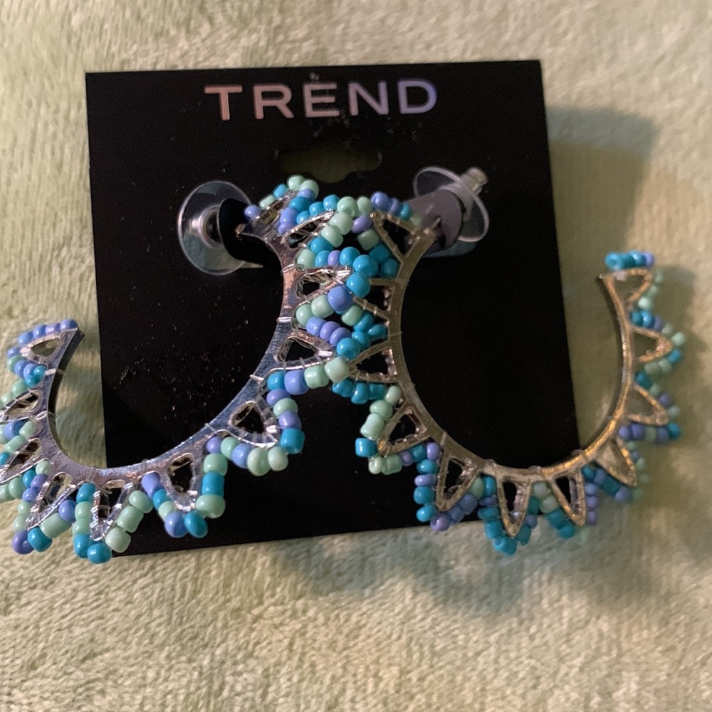 Trend earrings